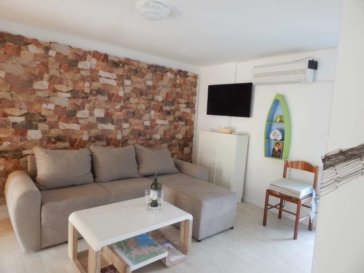 Oaza Apartment Zgaljic ภายนอก รูปภาพ